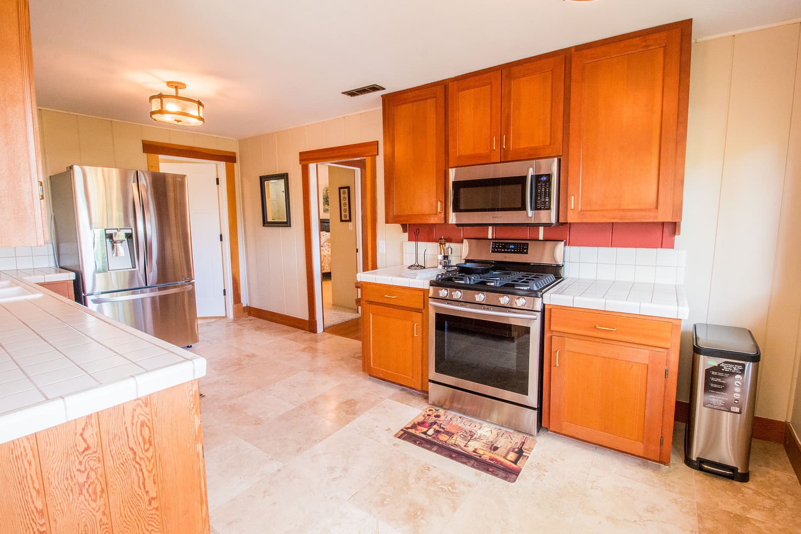 Jacksonville House: 525 South 3rd Street