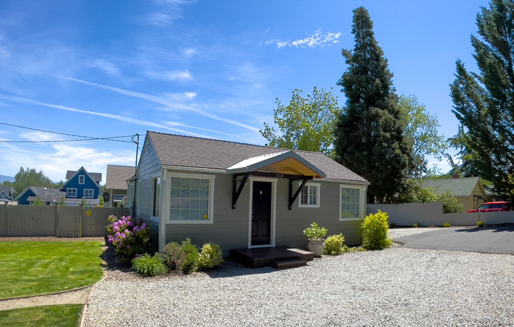 Jacksonville House: 660 N Oregon Street