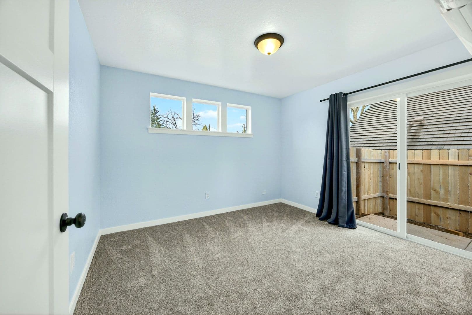 Jacksonville House: 530 G st #5