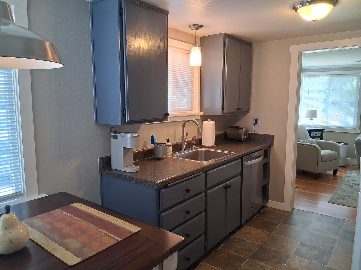 Jacksonville House: 660 N Oregon Street