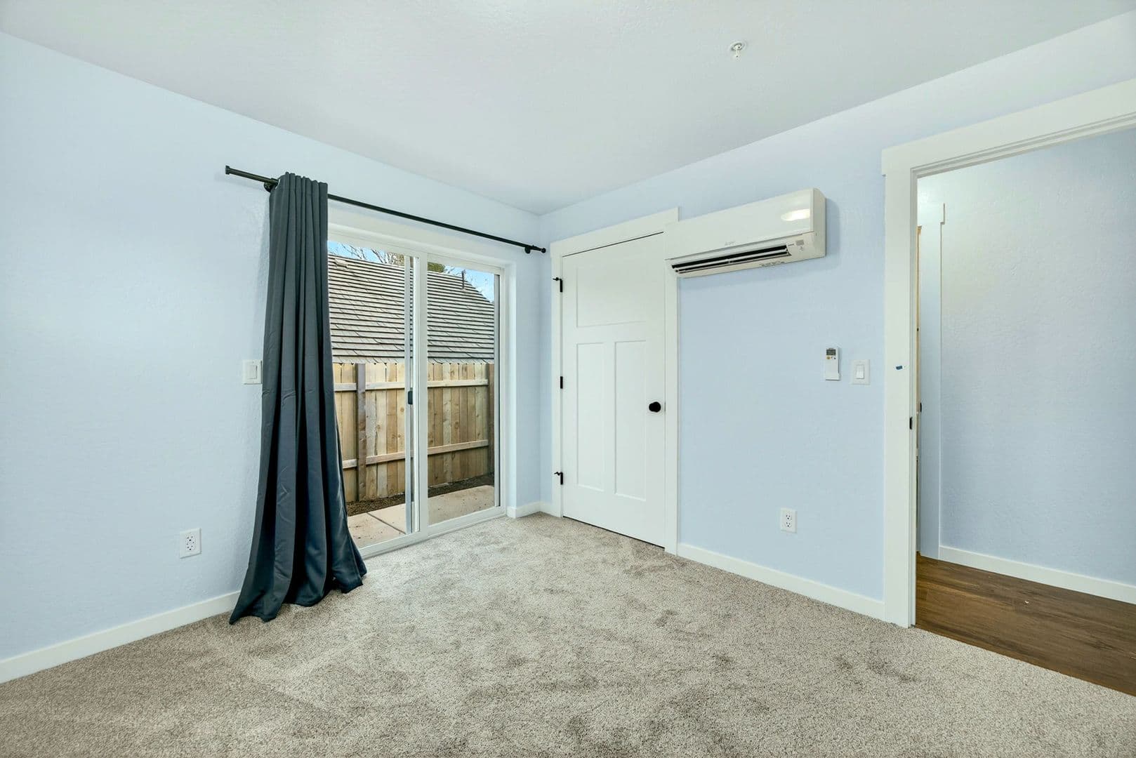 Jacksonville House: 530 G st #5