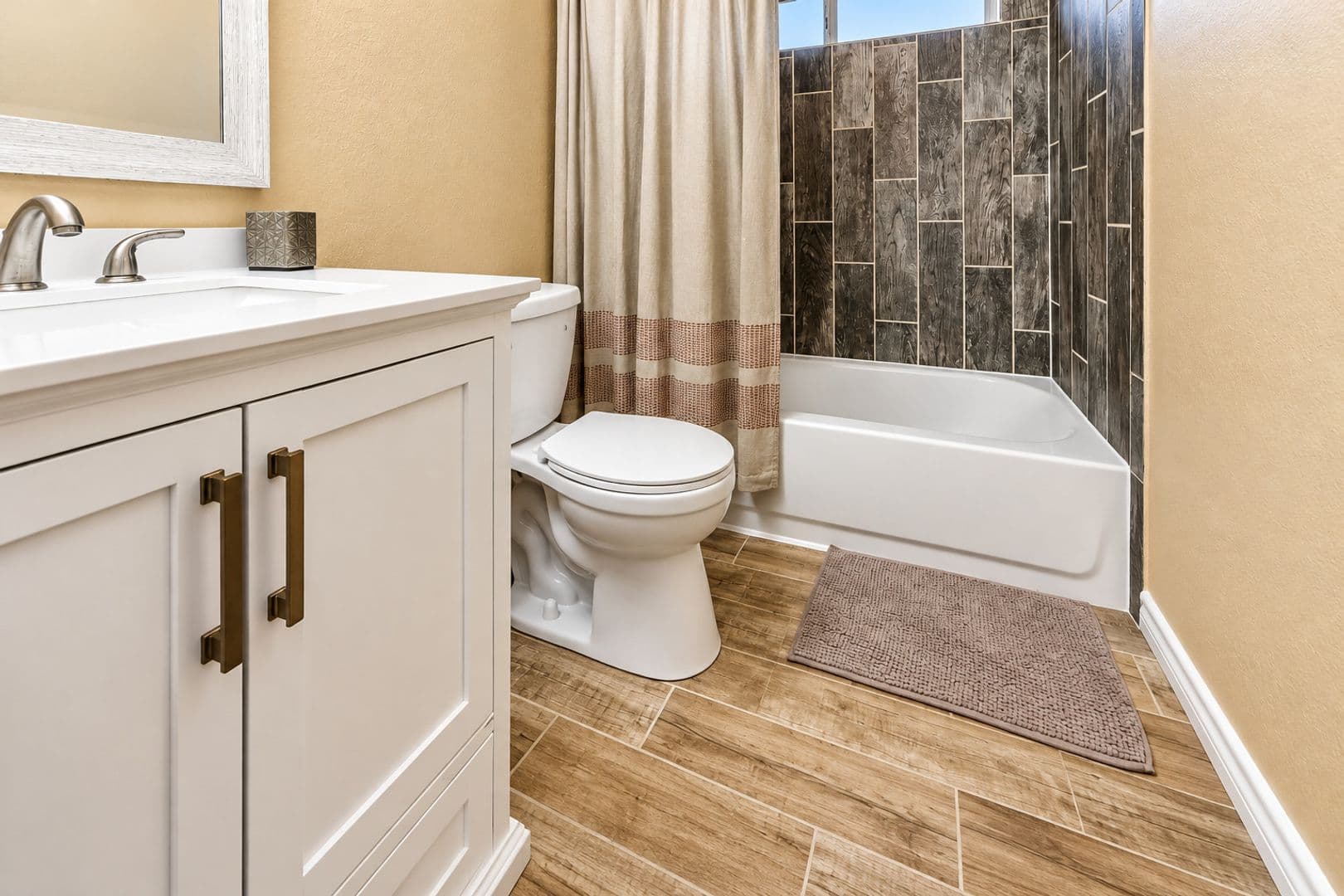 Killeen House: 2606 Windmill Dr