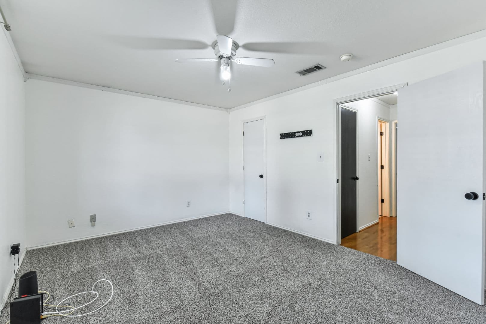 Killeen House: R4413 Blueduck Dr