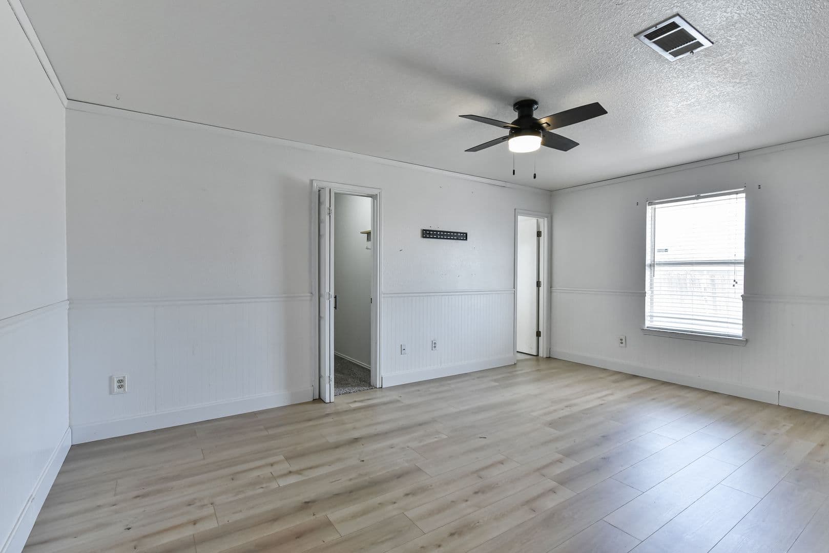 Killeen House: R4413 Blueduck Dr