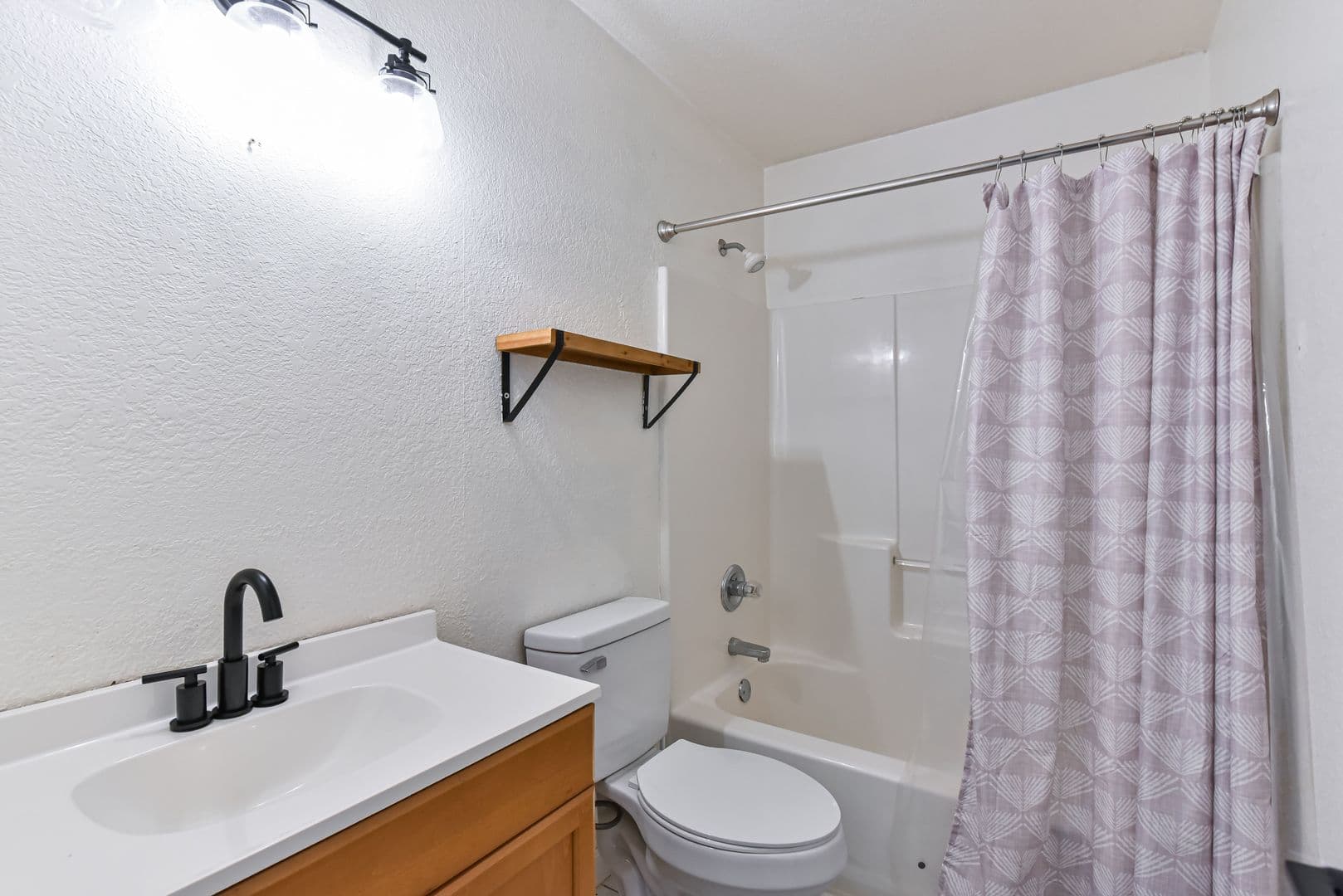 Killeen House: R4413 Blueduck Dr