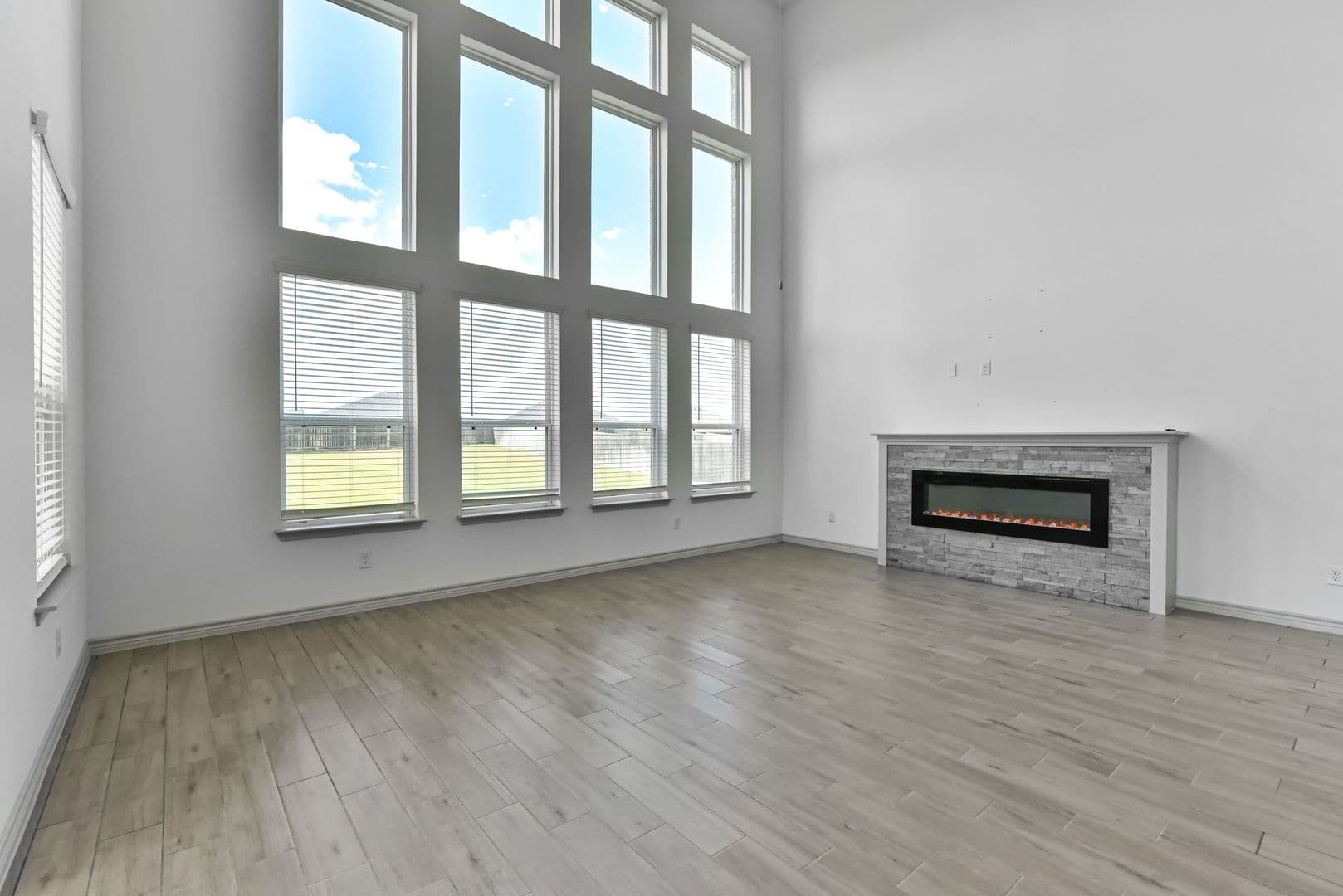 Killeen House: 7915 Gold Dr