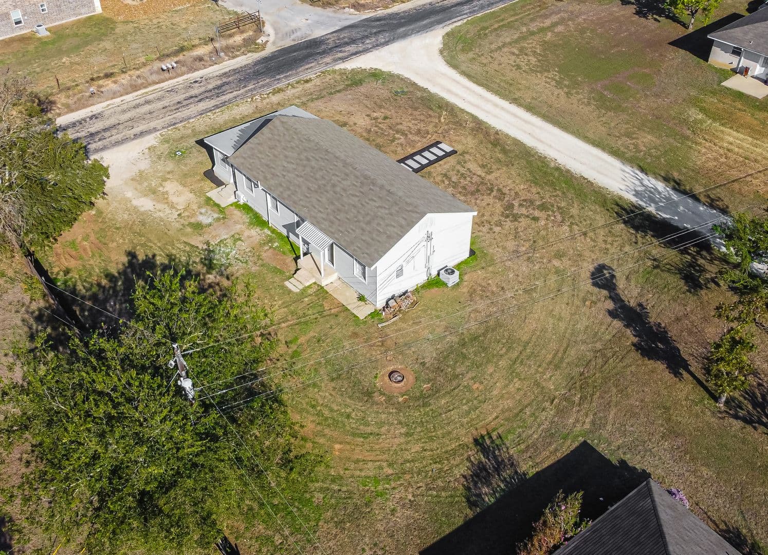 Salado House: 11055 Brewer Rd