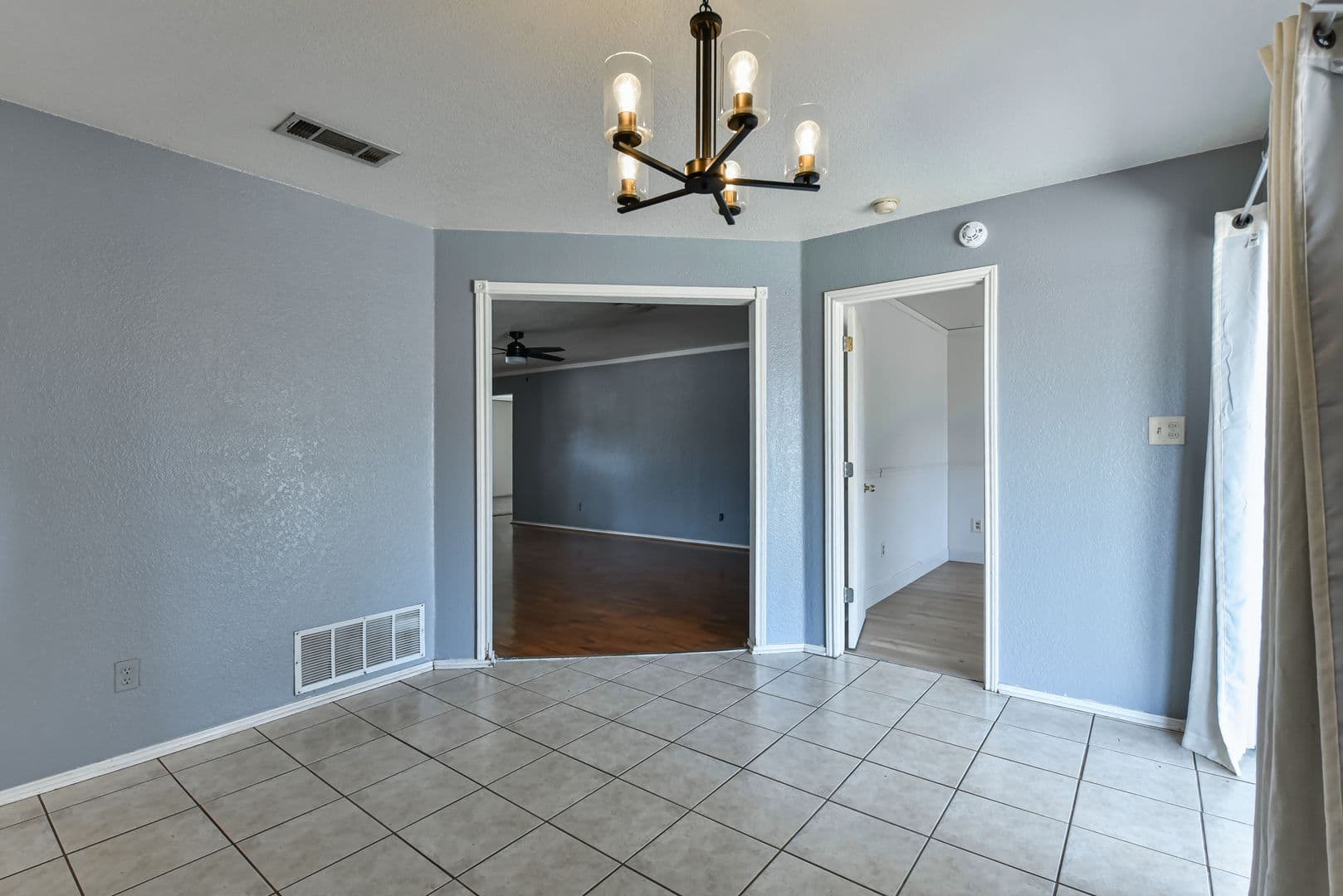 Killeen House: R4413 Blueduck Dr