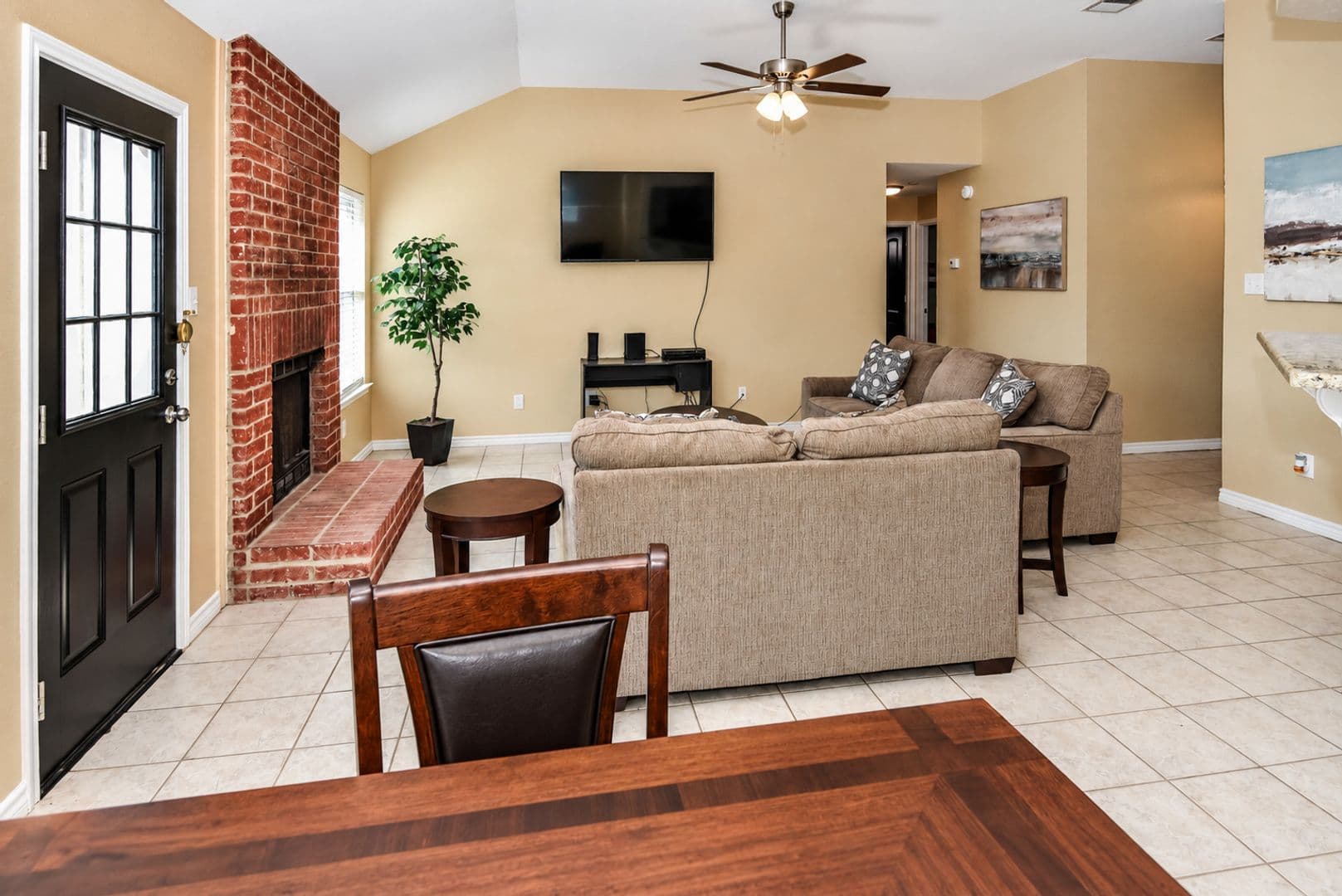 Killeen House: 2606 Windmill Dr