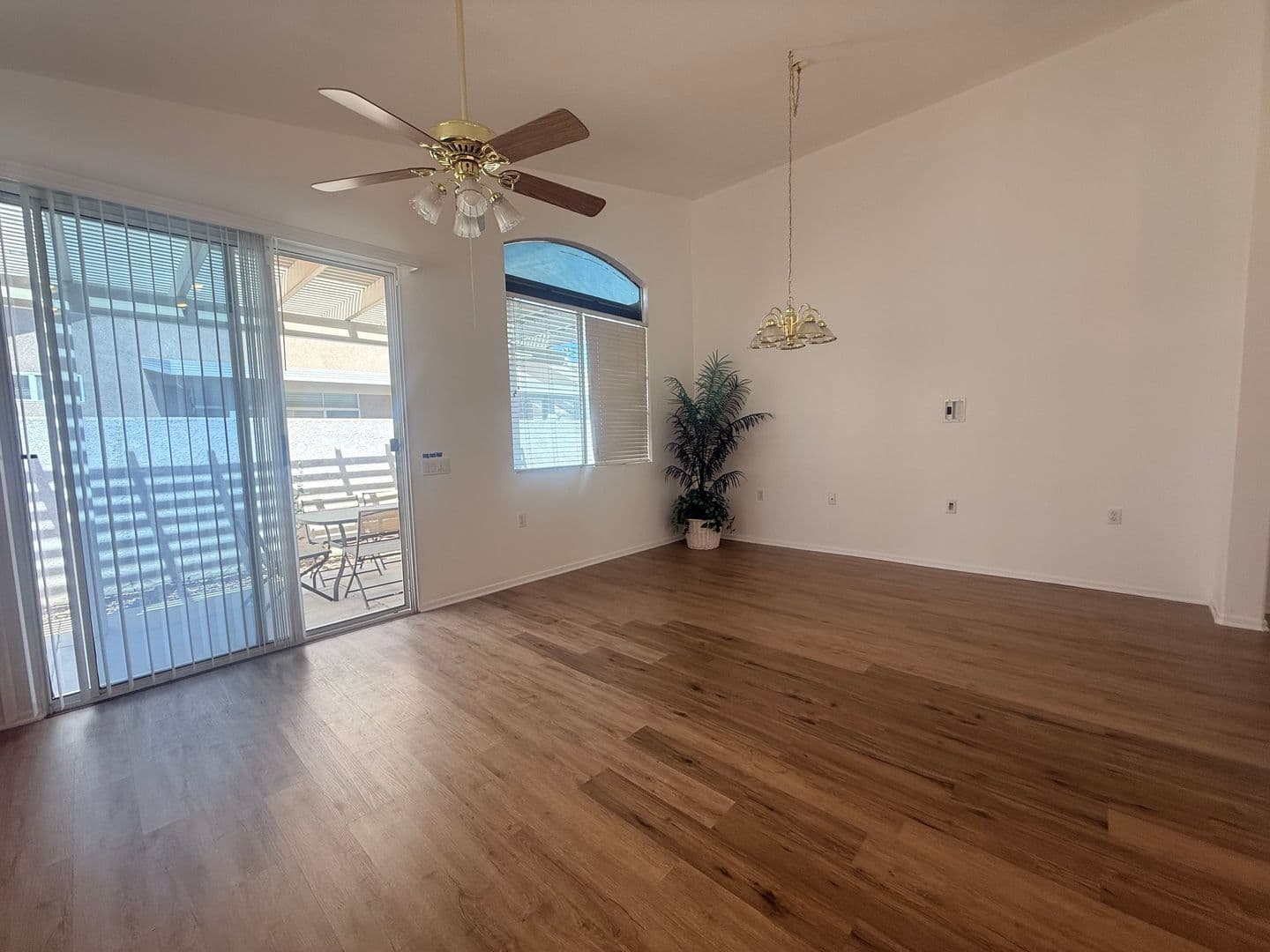 Romoland House: 26805 China Dr