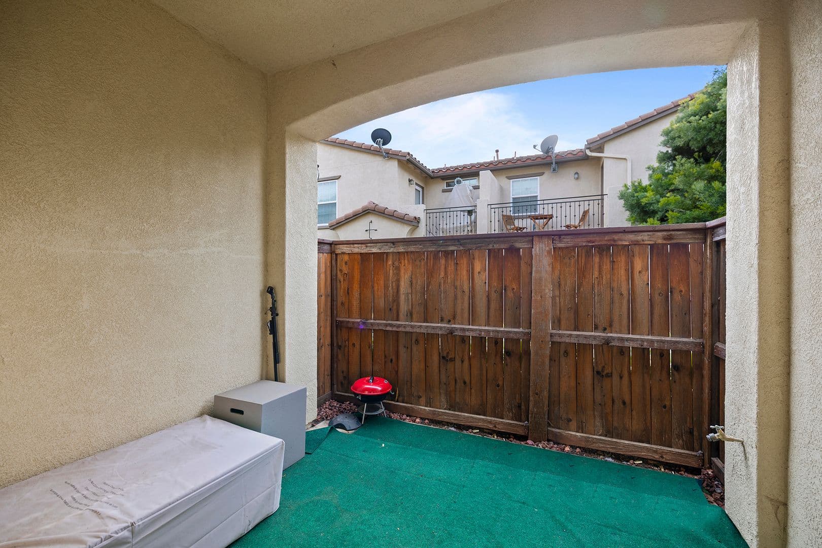 Murrieta House: 41945 Davenport Way