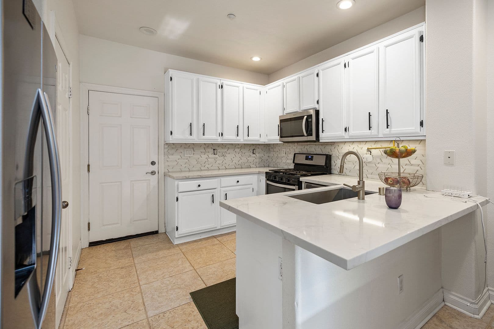 Murrieta House: 41945 Davenport Way