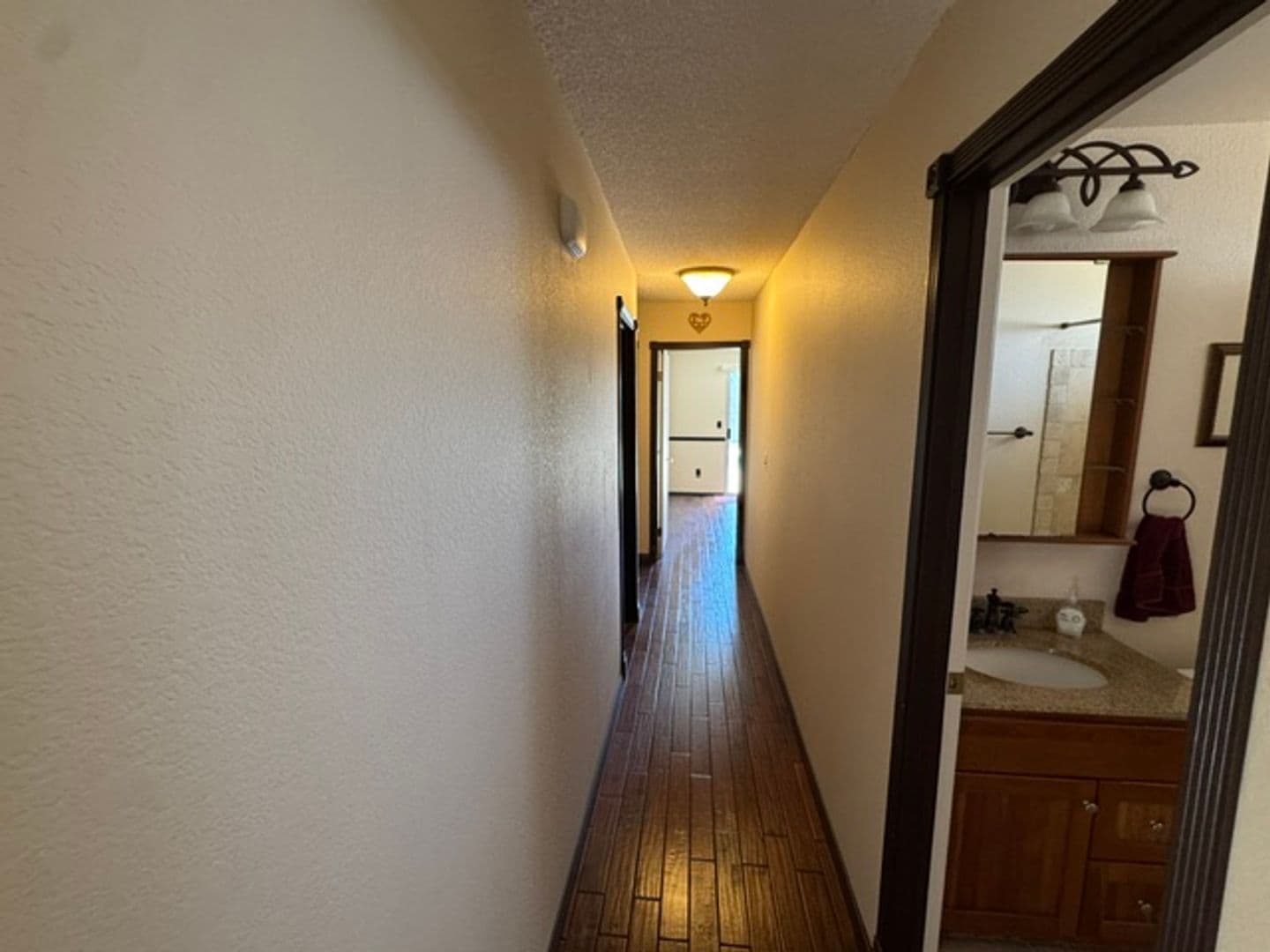 Corona House: 791 Kingfisher Ct