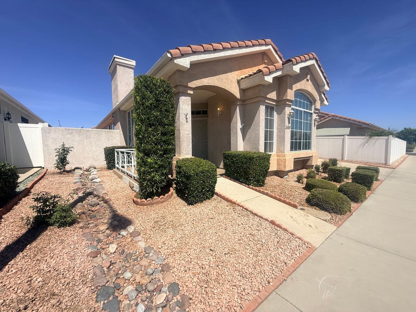 Romoland House: 26805 China Dr