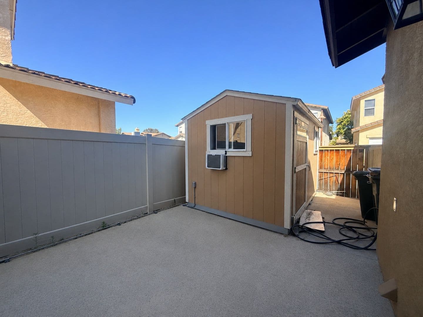Temecula House: 39540 June Rd