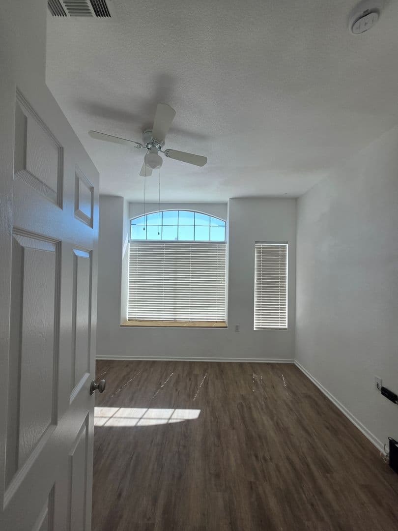 Romoland House: 26805 China Dr