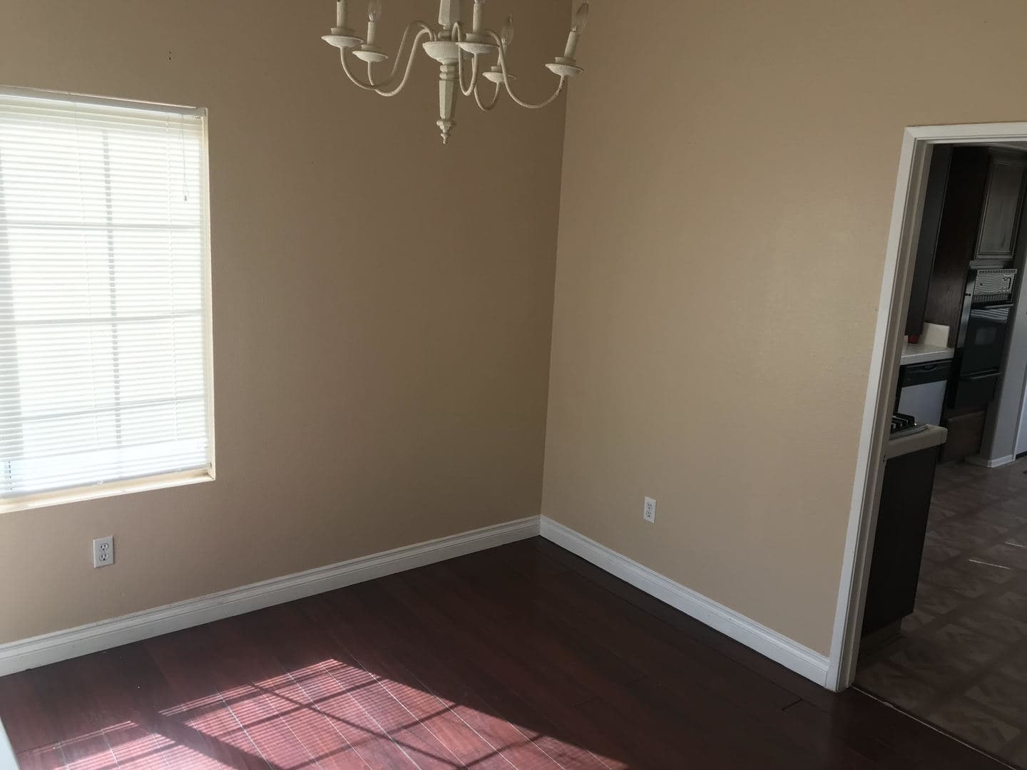 San Jacinto House: 1338 Avenida Floribunda