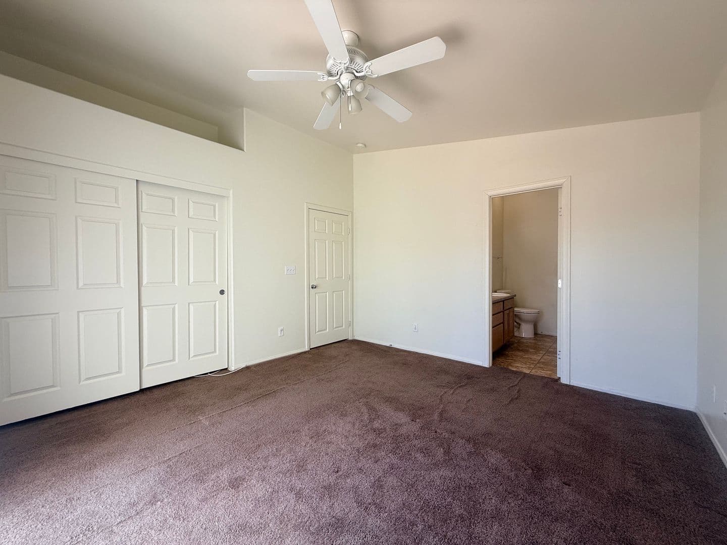 TwentyNine Palms House: 6627 Smoketree Avenue
