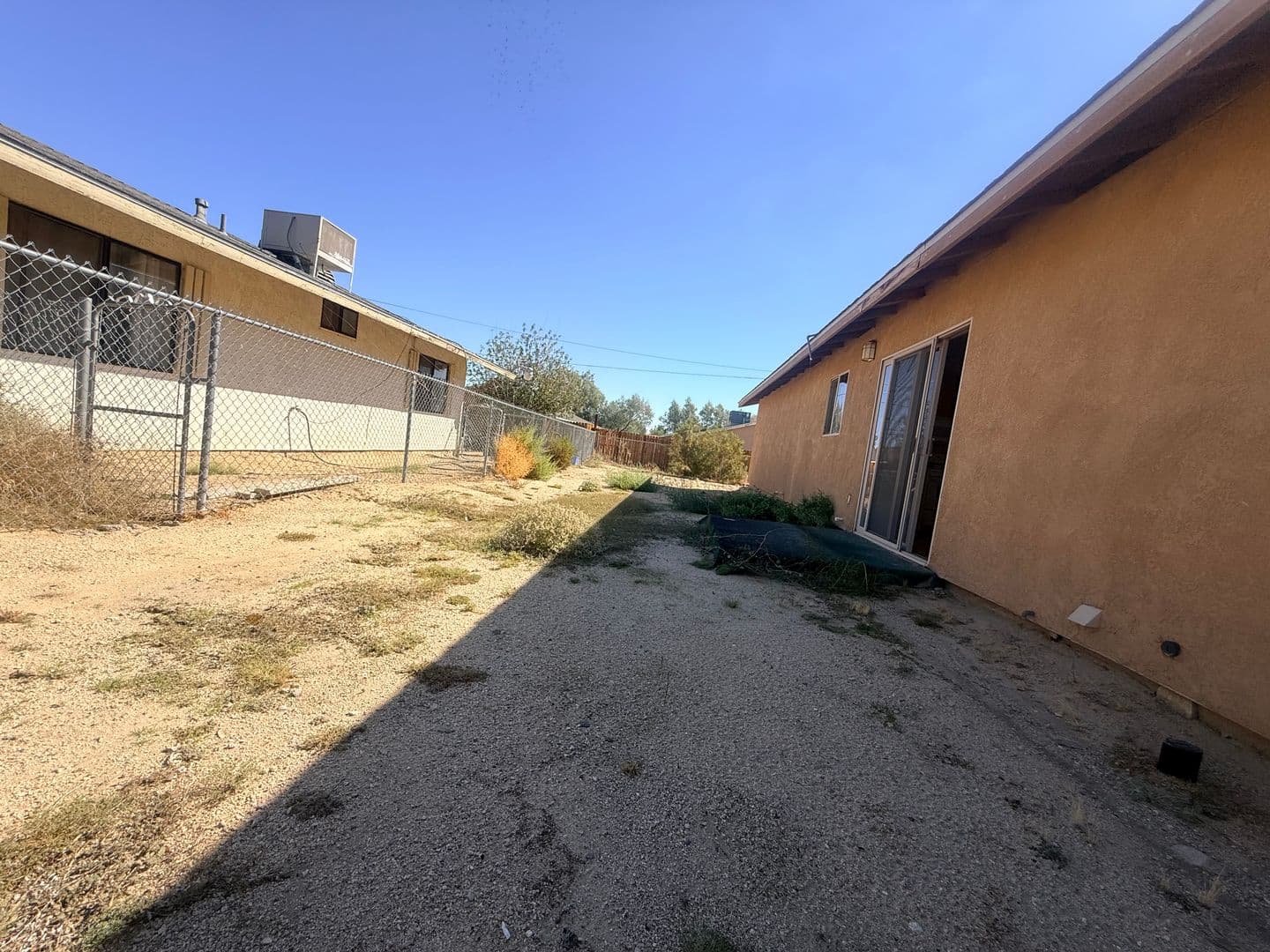 TwentyNine Palms House: 6627 Smoketree Avenue