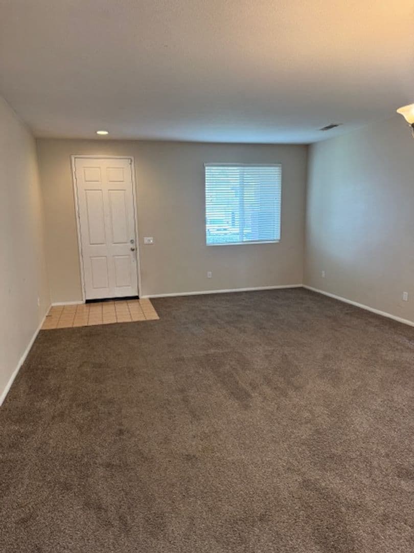 BEAUMONT House: 1577 LELAND