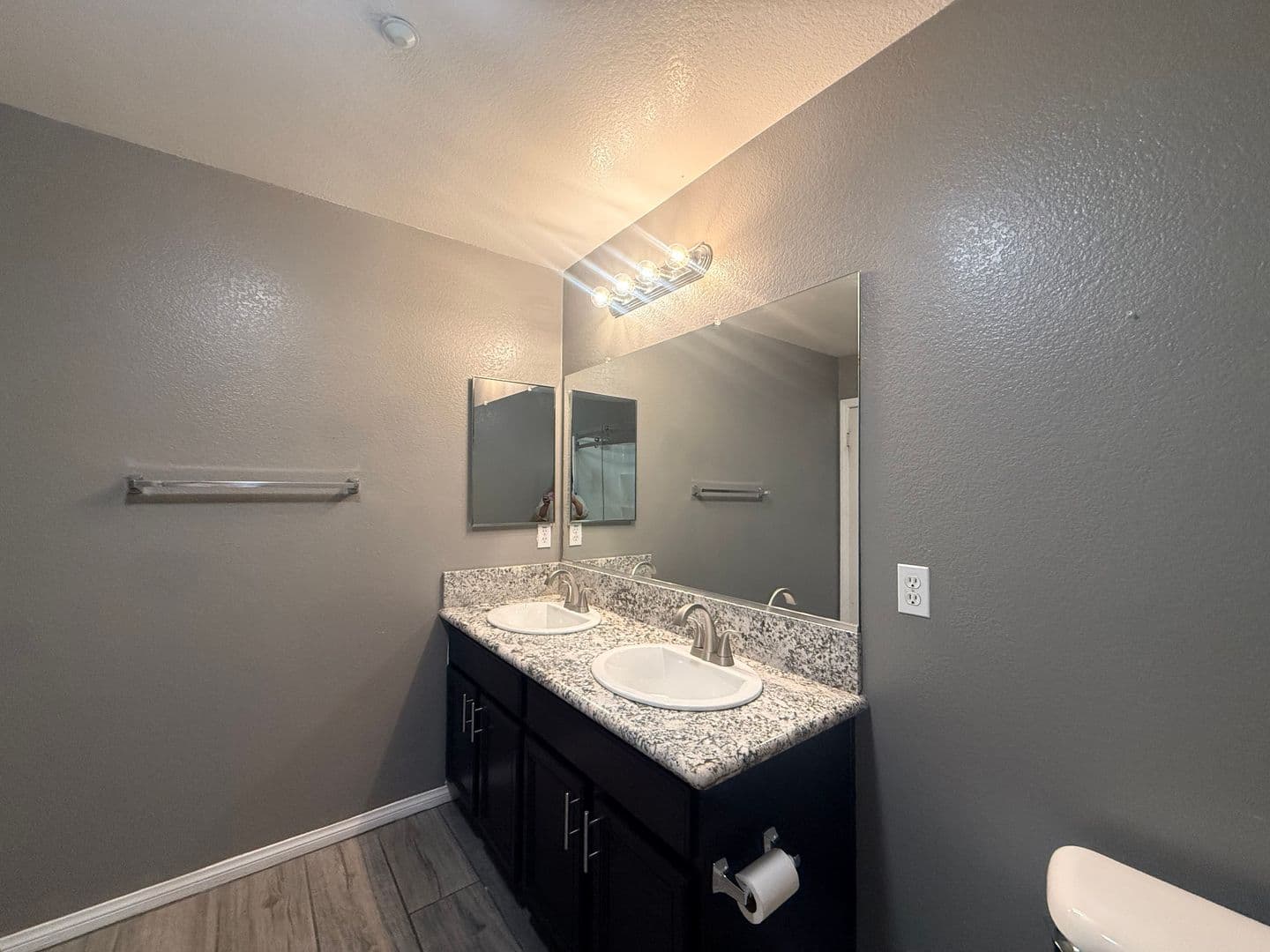 Riverside House: 9297 San Rafael Arcangel Ln