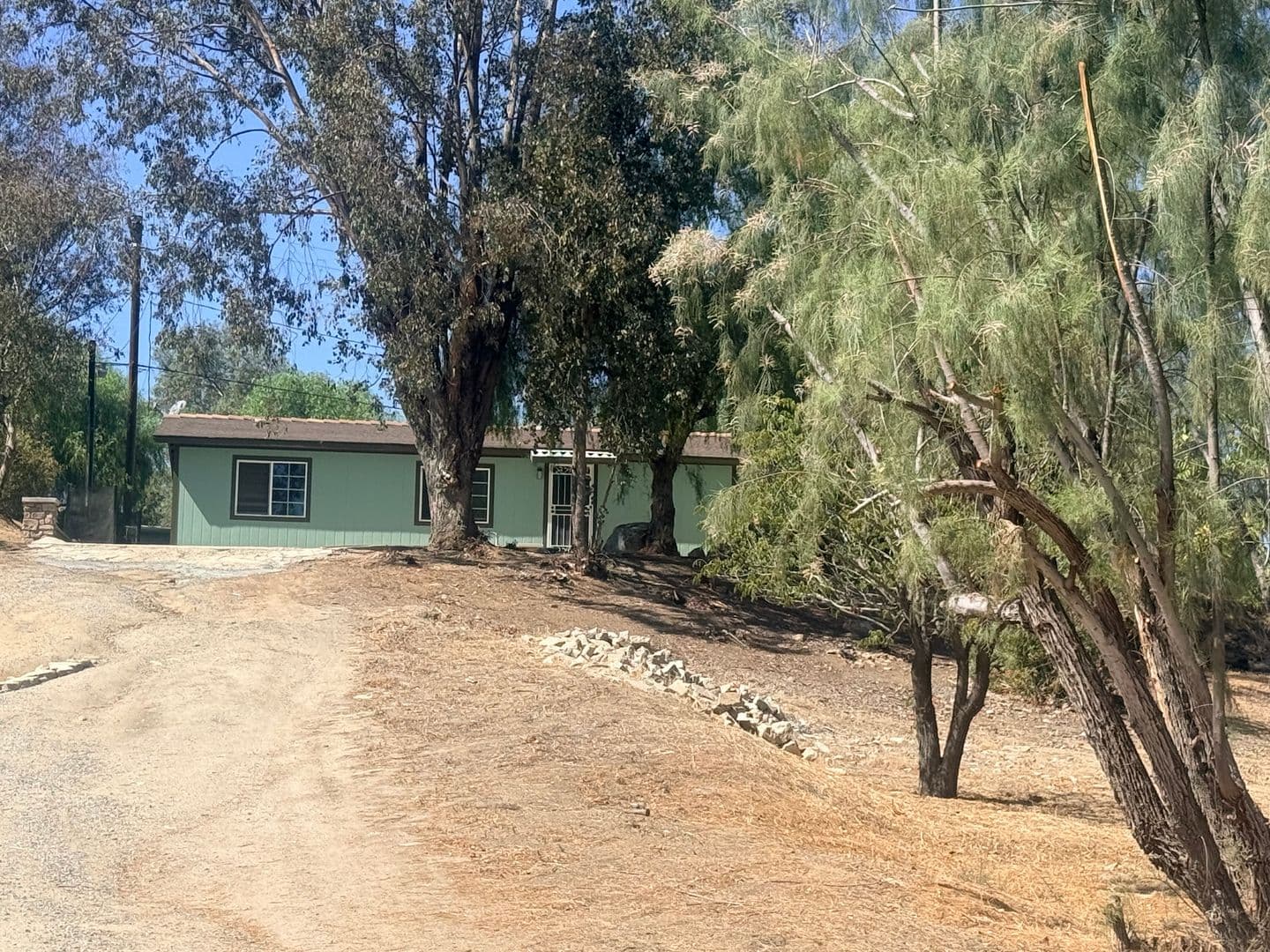 Perris House: 27107 Read St
