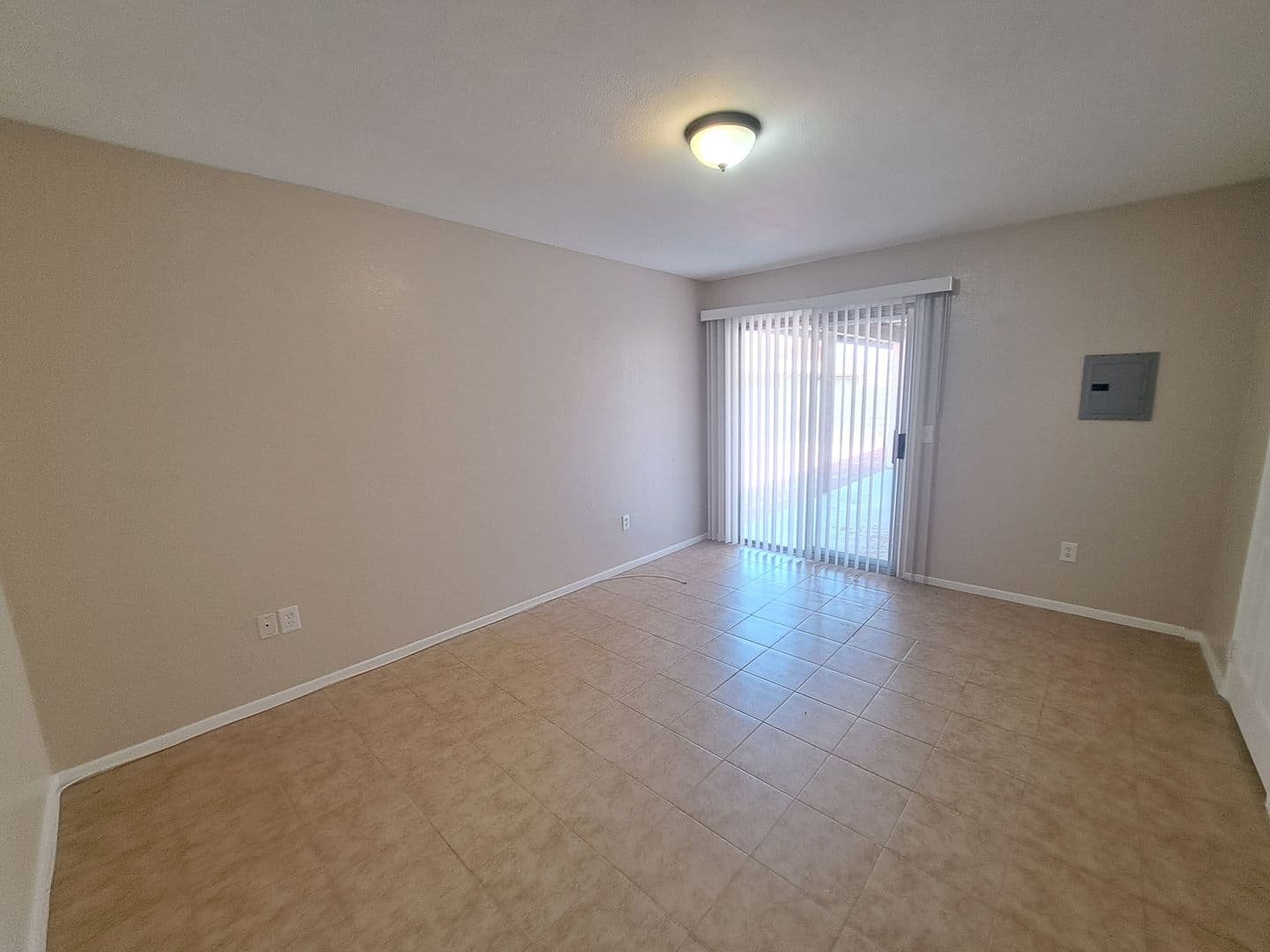 Apple Valley Apartment: 12222 Kiowa Rd