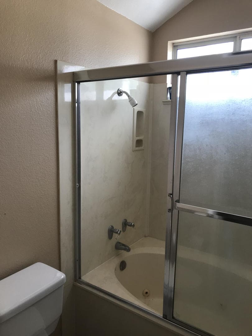 San Jacinto House: 1338 Avenida Floribunda