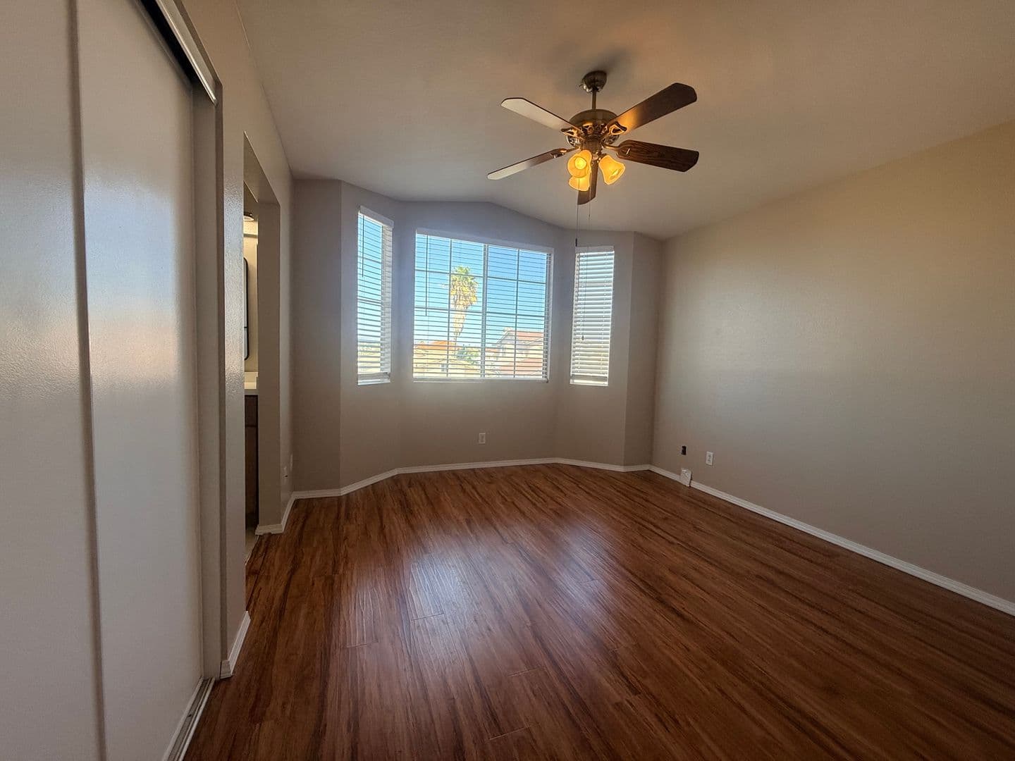Temecula House: 39540 June Rd
