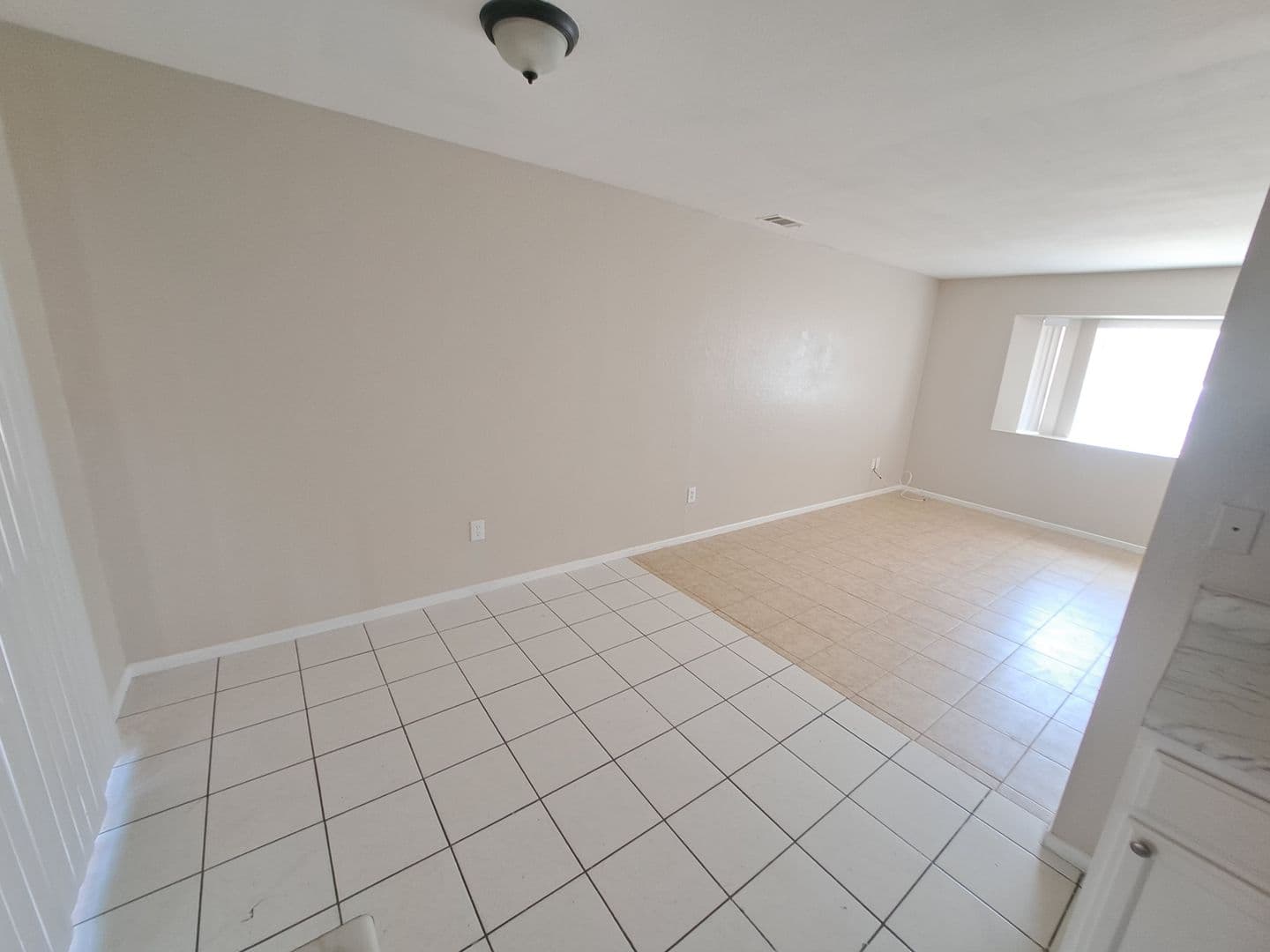 Apple Valley Apartment: 12222 Kiowa Rd