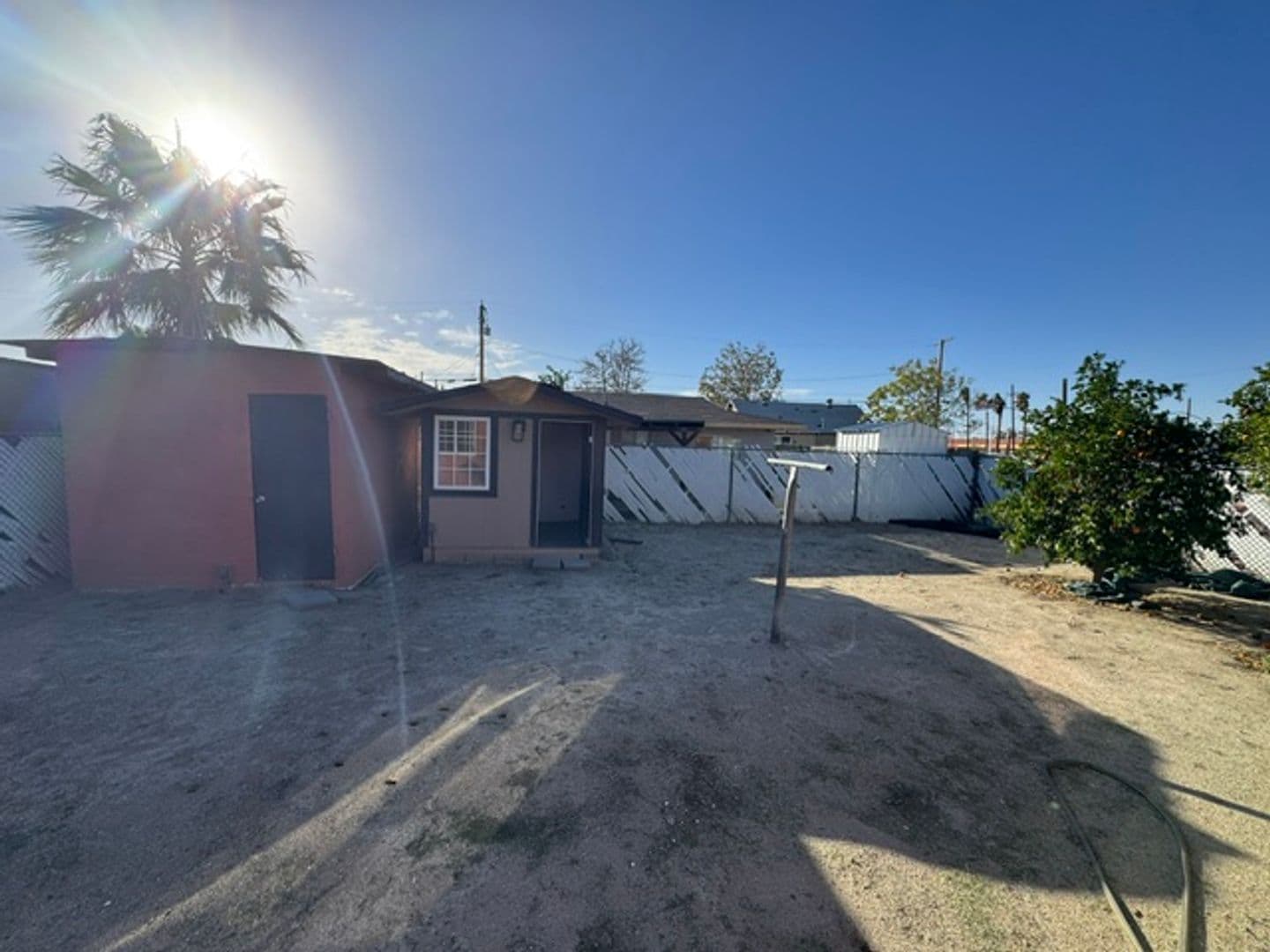 San Jacinto House: 498 S Vernon