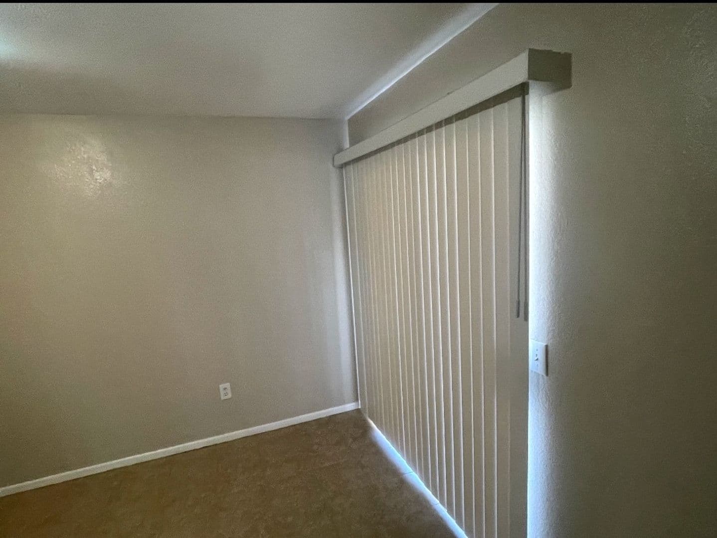 Apple Valley Apartment: 12222 Kiowa Rd
