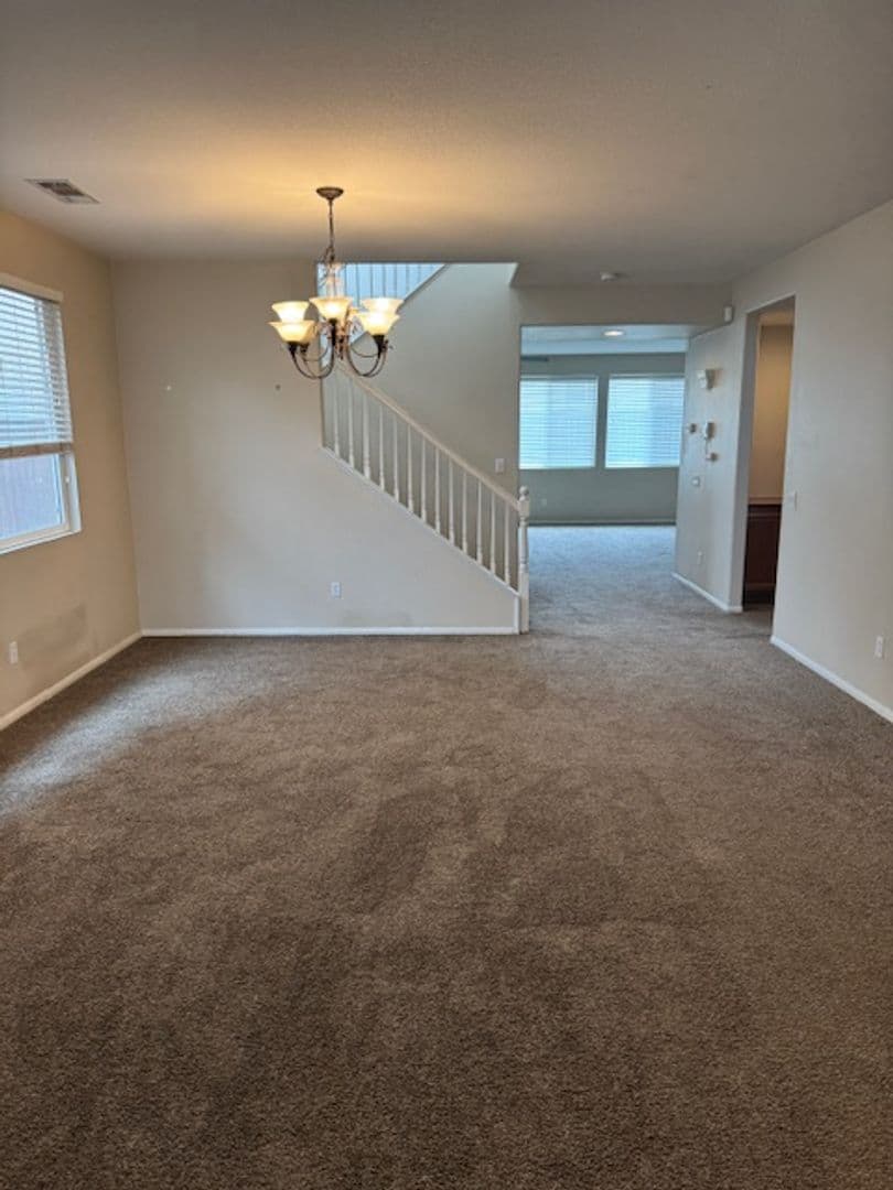 BEAUMONT House: 1577 LELAND