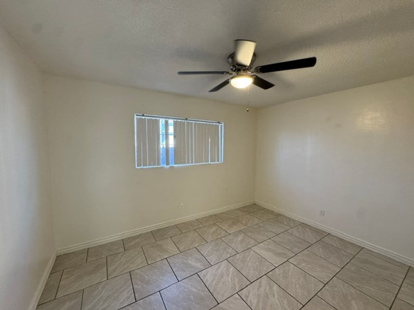 San Jacinto House: 498 S Vernon
