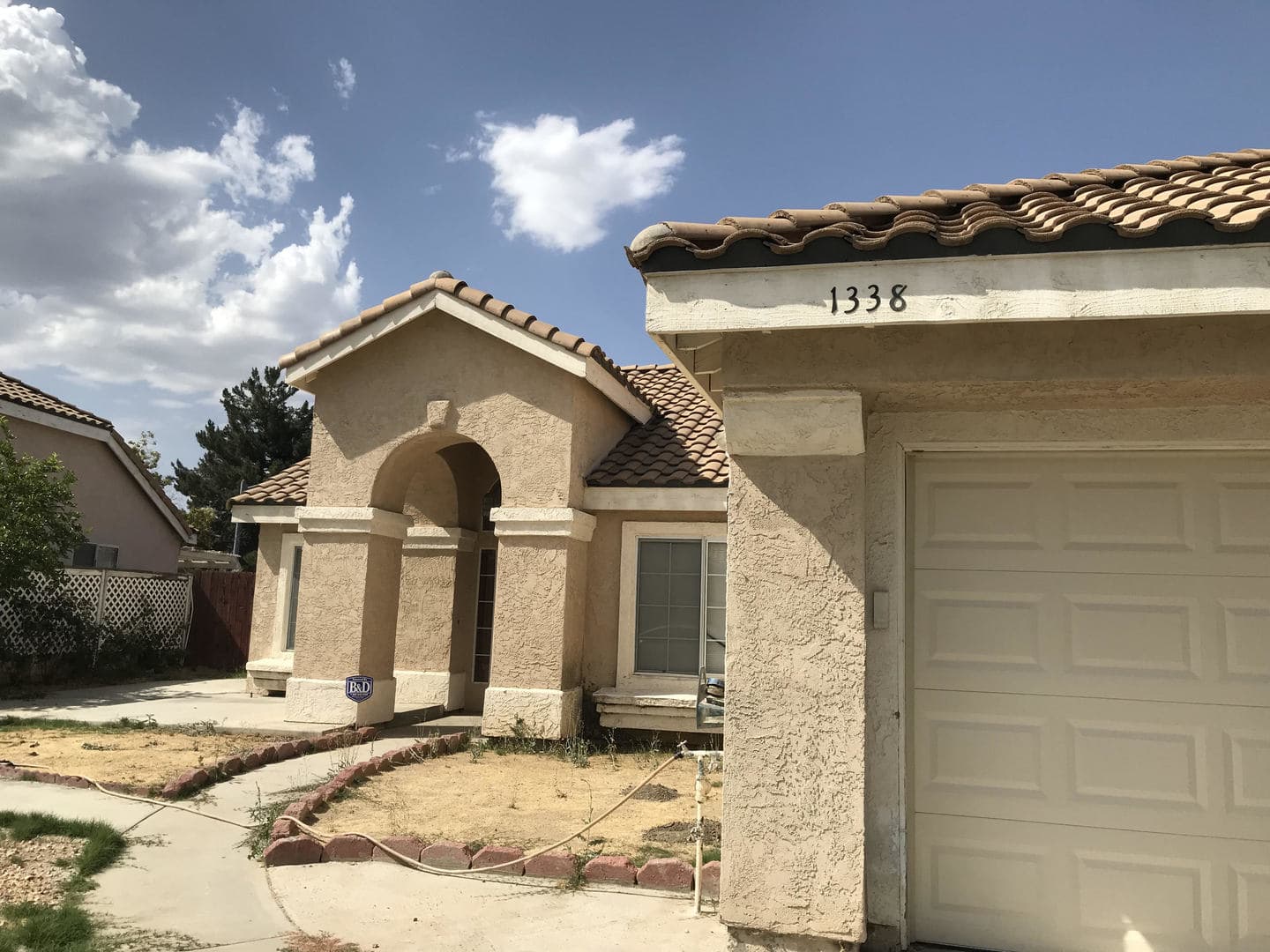 San Jacinto House: 1338 Avenida Floribunda