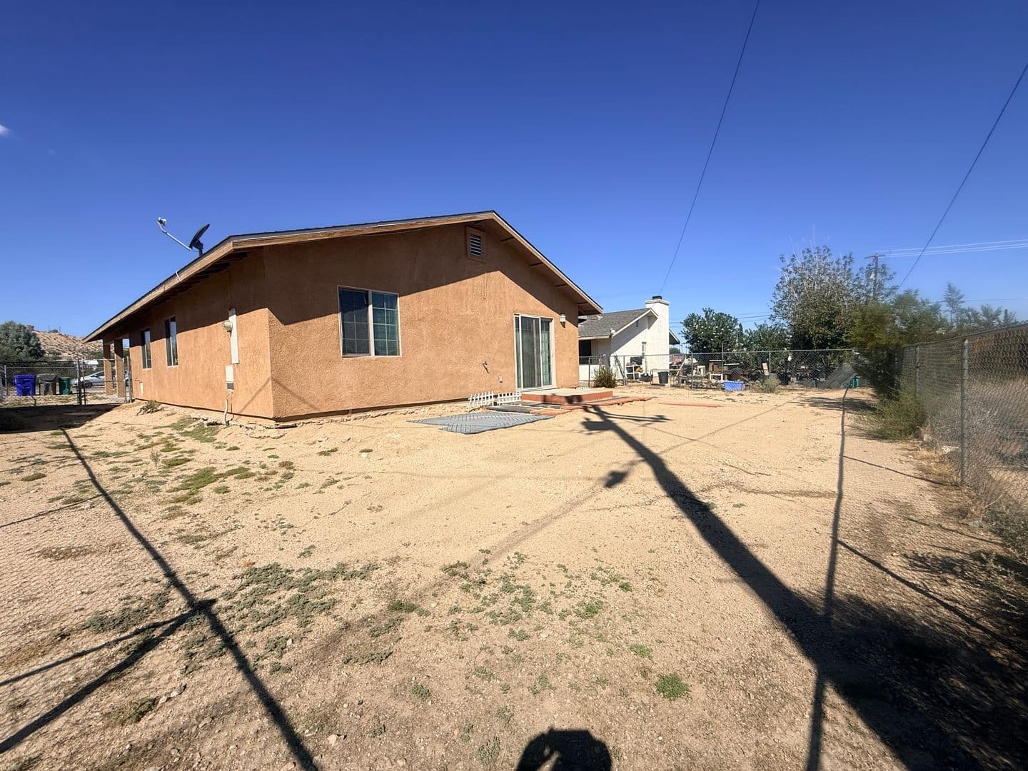 TwentyNine Palms House: 6627 Smoketree Avenue