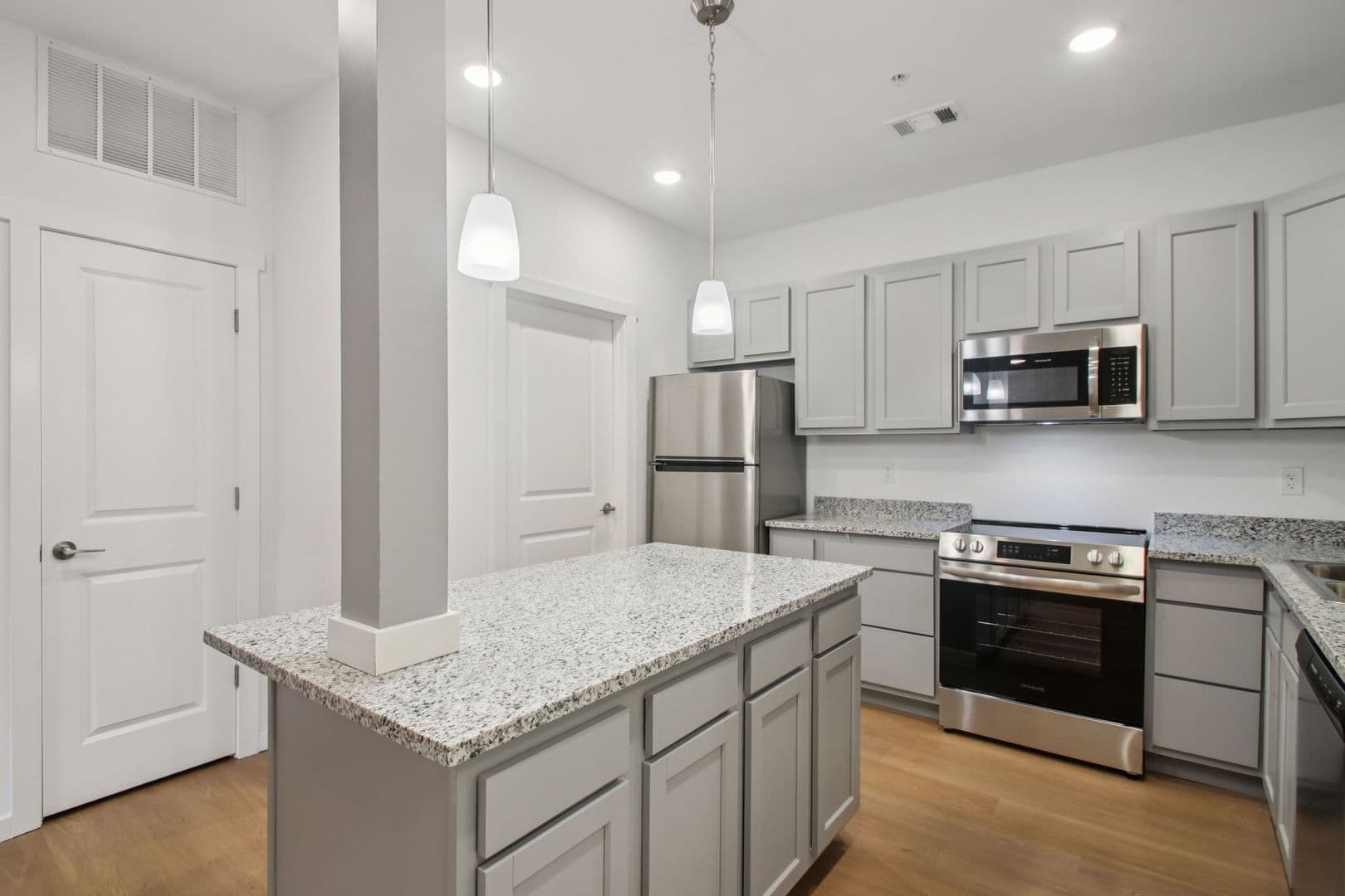 Oklahoma City Apartment: 16010 N Portland AVe