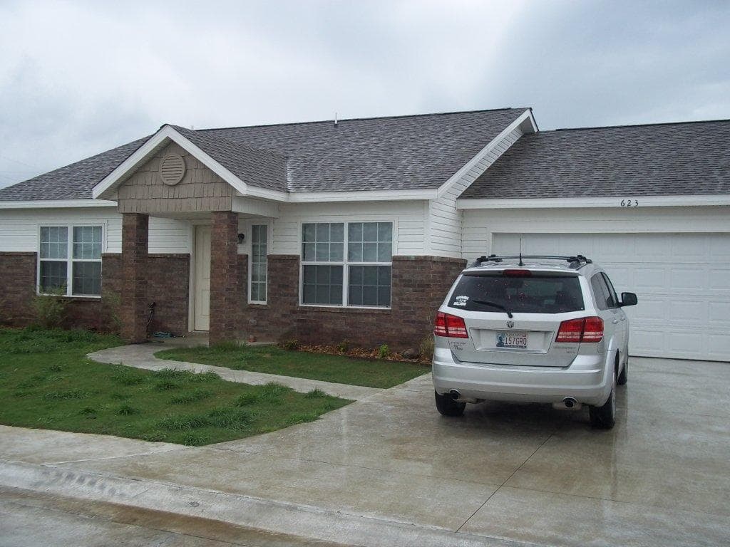 McAlester Apartment: 624 Hickory Ridge Dr.