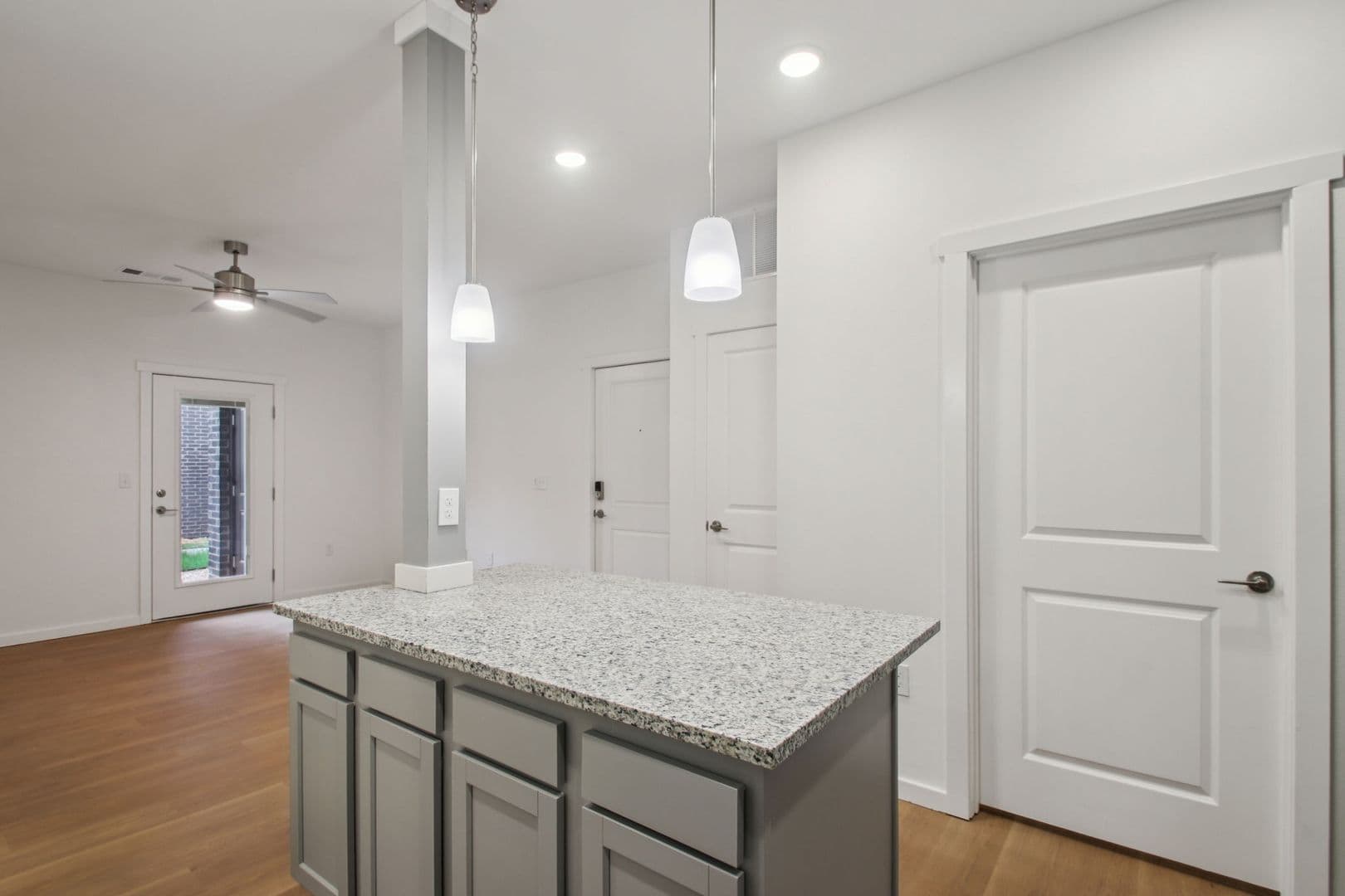 Oklahoma City Apartment: 16010 N Portland AVe