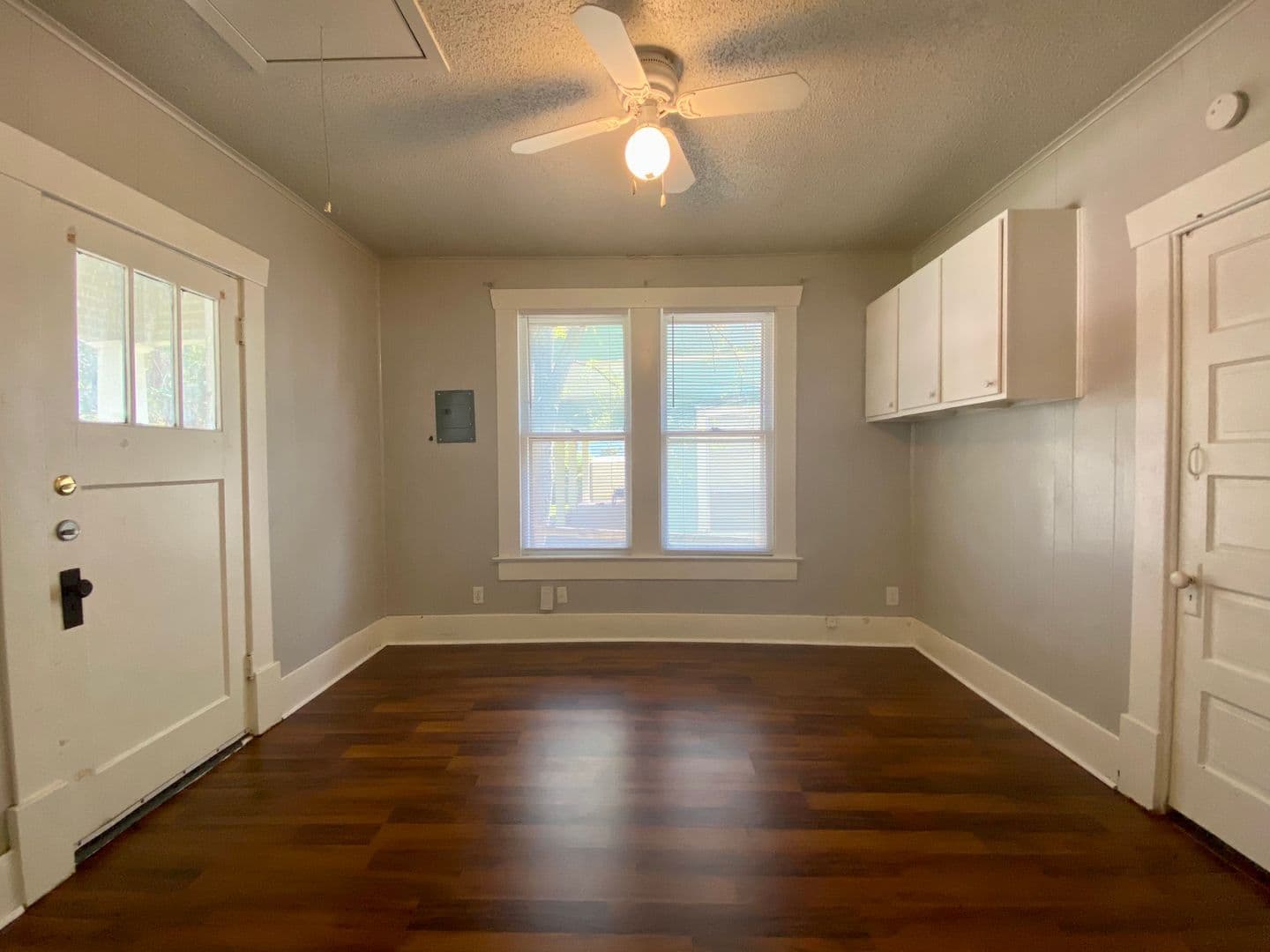 Austin Apartment: 407 E. 30th Street