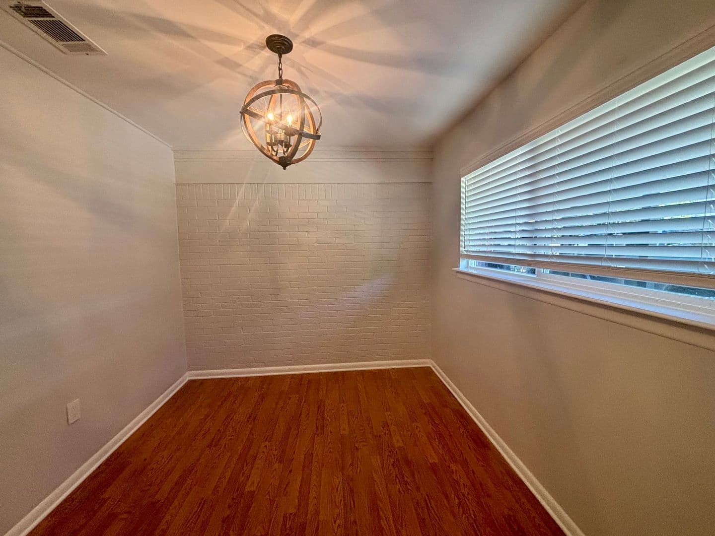 Austin Apartment: 5408 Sunshine