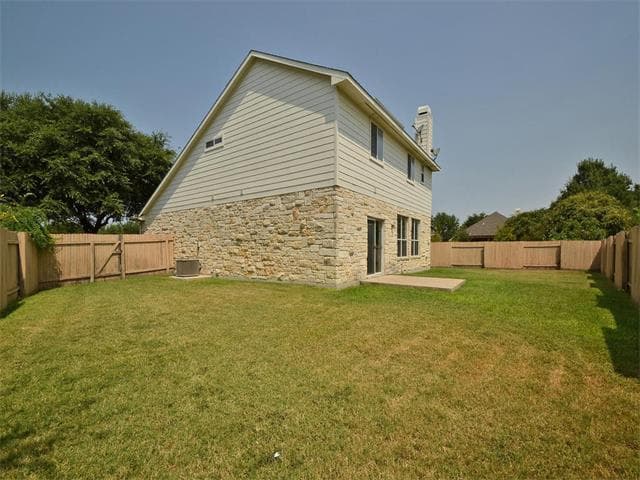 Austin House: 13533 Oregon Flats Trail