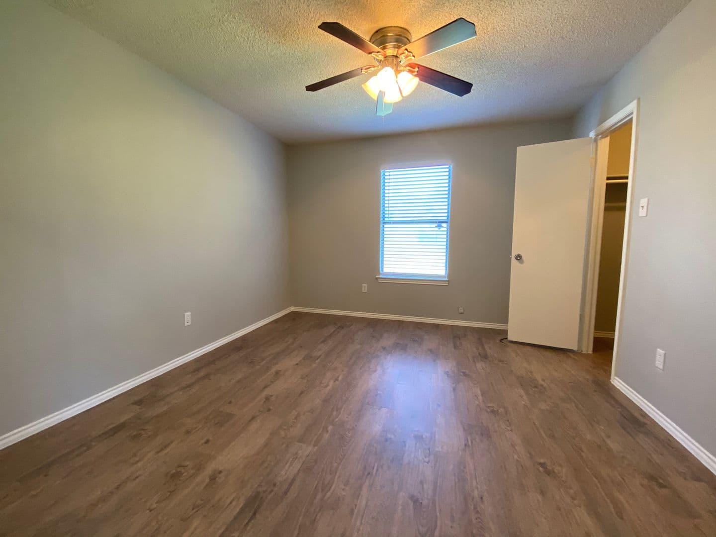 Austin Apartment: 6912 Bethune Avenue