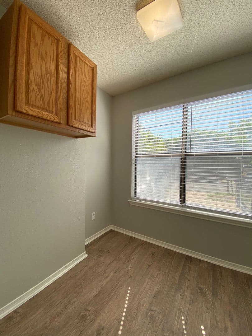 Austin Apartment: 6912 Bethune Avenue