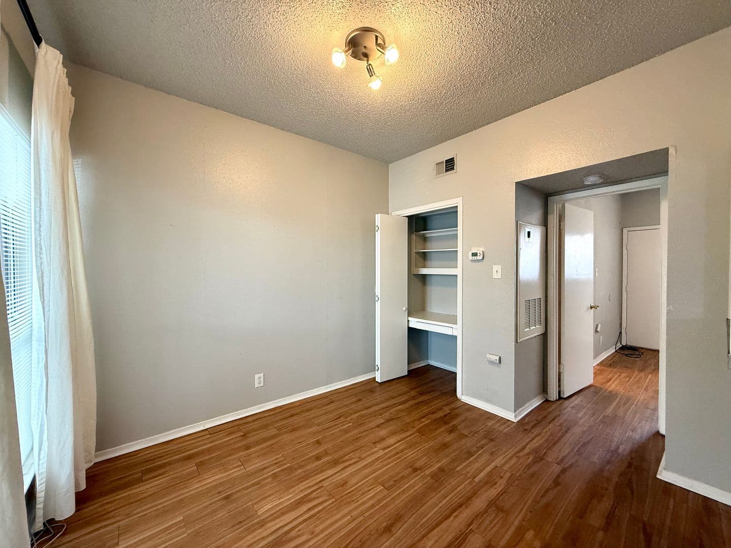 Austin Condo: 3000 Guadalupe #103