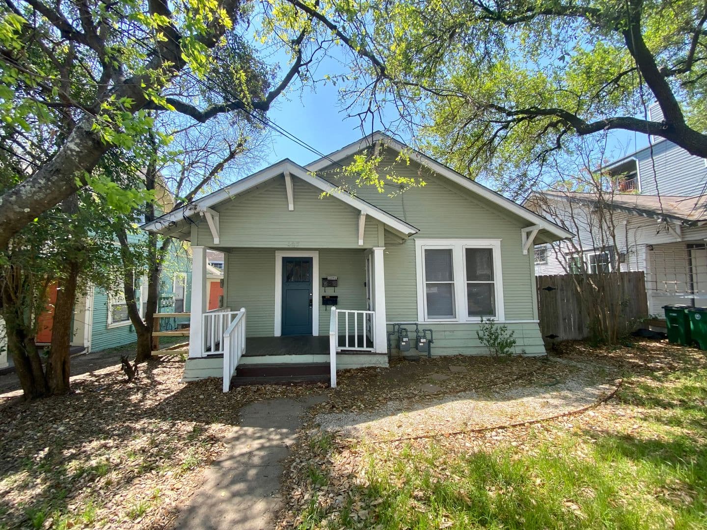 Austin Apartment: 407 E. 30th Street