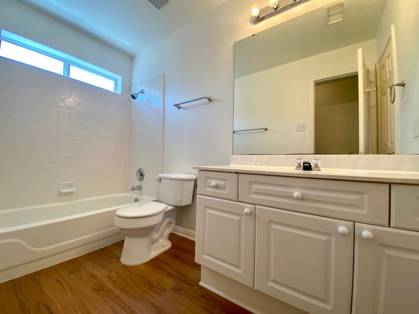 Austin House: 13533 Oregon Flats Trail