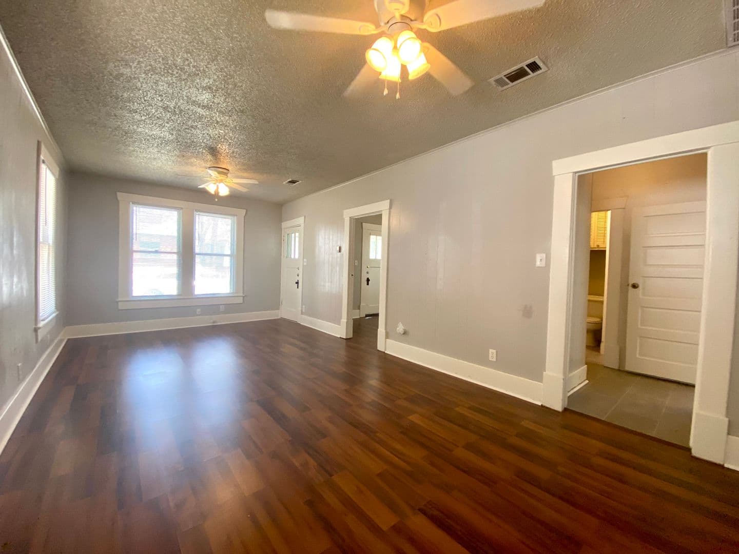 Austin Apartment: 407 E. 30th Street