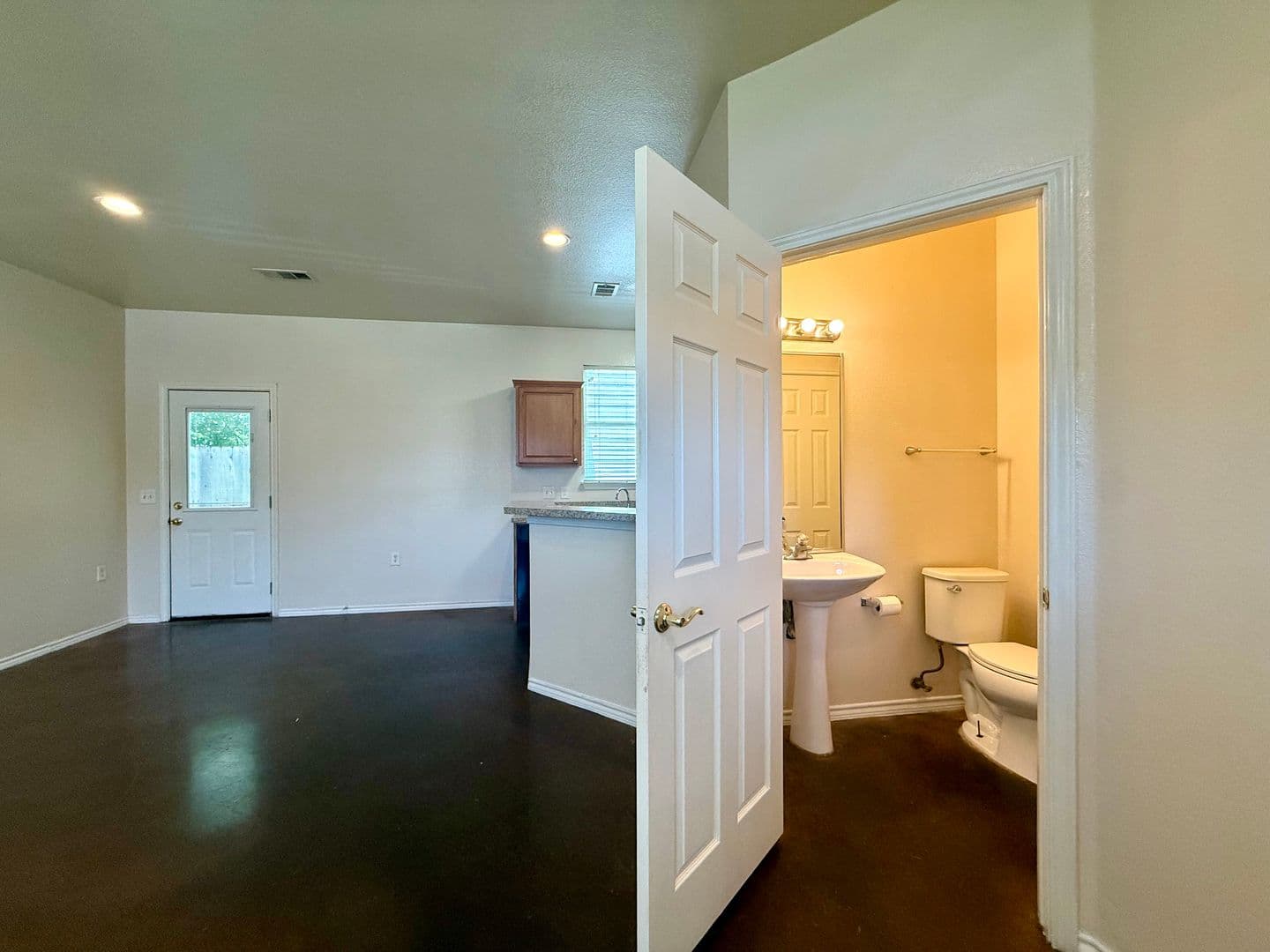 Austin Apartment: 6912 Meador Ave.