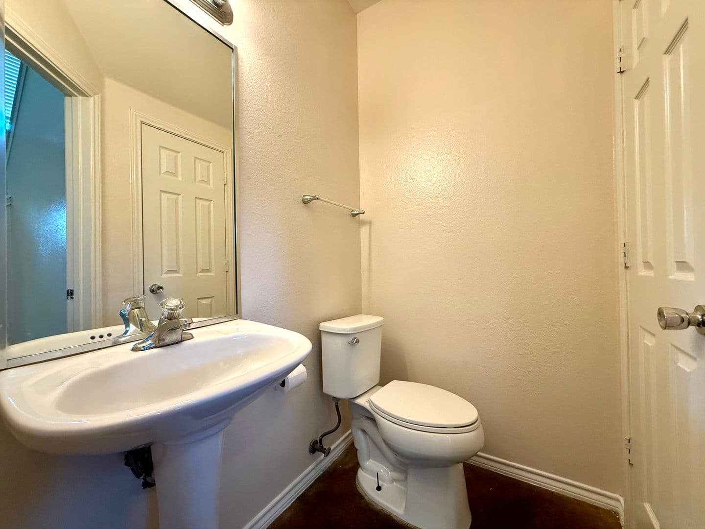 Austin Apartment: 6912 Meador Ave.